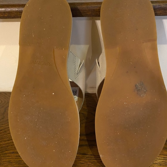 Sperry Slides - Picture 2 of 3
